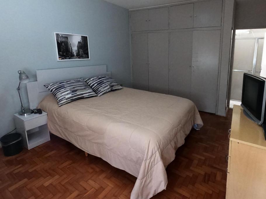 Apartamento Grande Apartamento A 200m Da Av. Paulista E Metro.