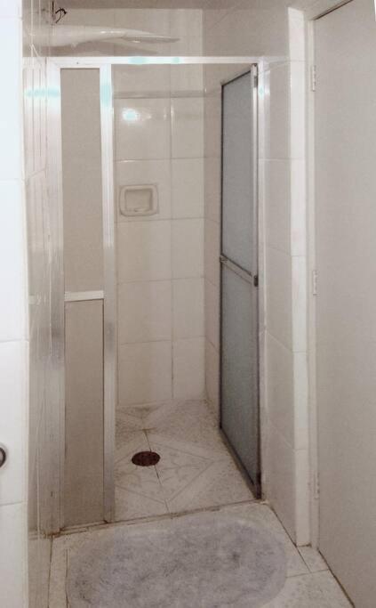 Grande Apartamento A 200m Da Av. Paulista E Metro.